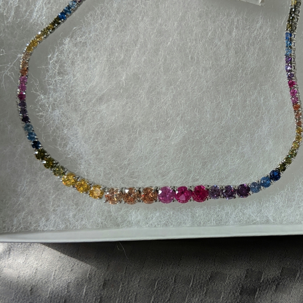 Multicolored necklace - Picture 2 of 4
